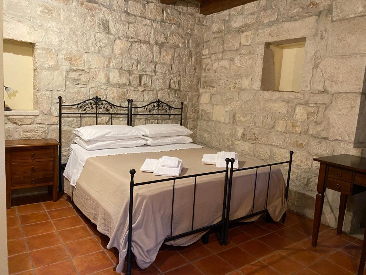 Agriturismo Il Melograno Cannizzara 外观 照片